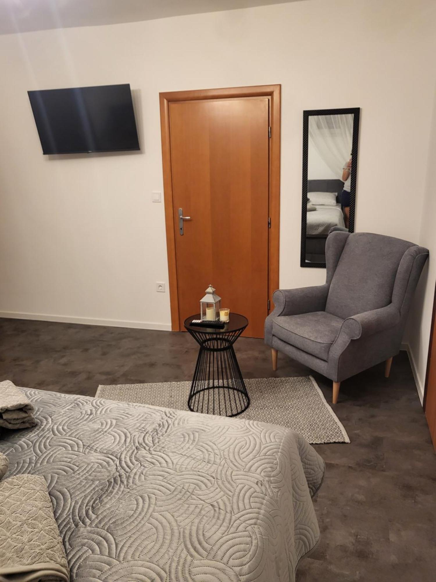 Apartmani Andiks Dramalj Eksteriør bilde